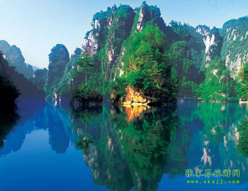 【長(zhǎng)沙往返線(xiàn)路4】張家界、天子山、黃龍洞、天門(mén)山、鳳凰古城五日游